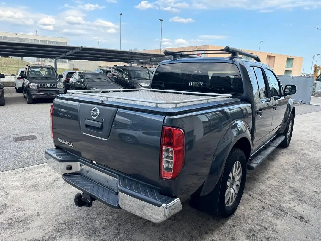 Nissan Navara 3.0 dCi 4 porte Double Cab LE V6