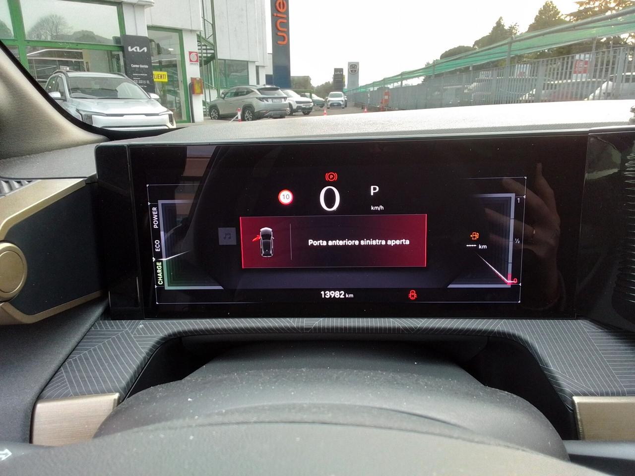 Lancia Ypsilon Hybrid e-DCT LX