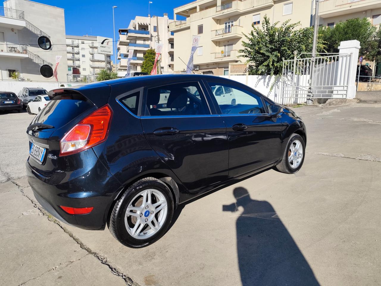 Ford Fiesta 1.5 TDCi 75CV 5 porte Titanium