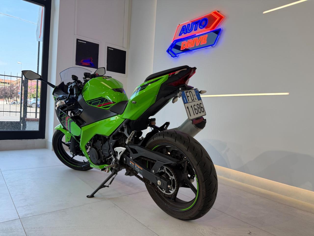Kawasaki Ninja 400 SOLO 5 MILA KM