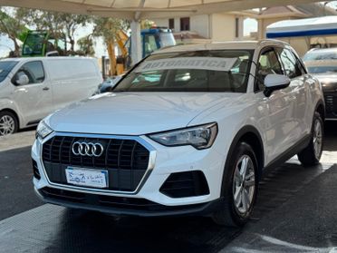 Audi Q3 35 TDI S tronic Business Advanced