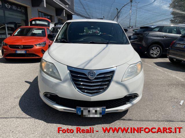 LANCIA Ypsilon 1.2 69 CV Unyca NEOPATENTATI