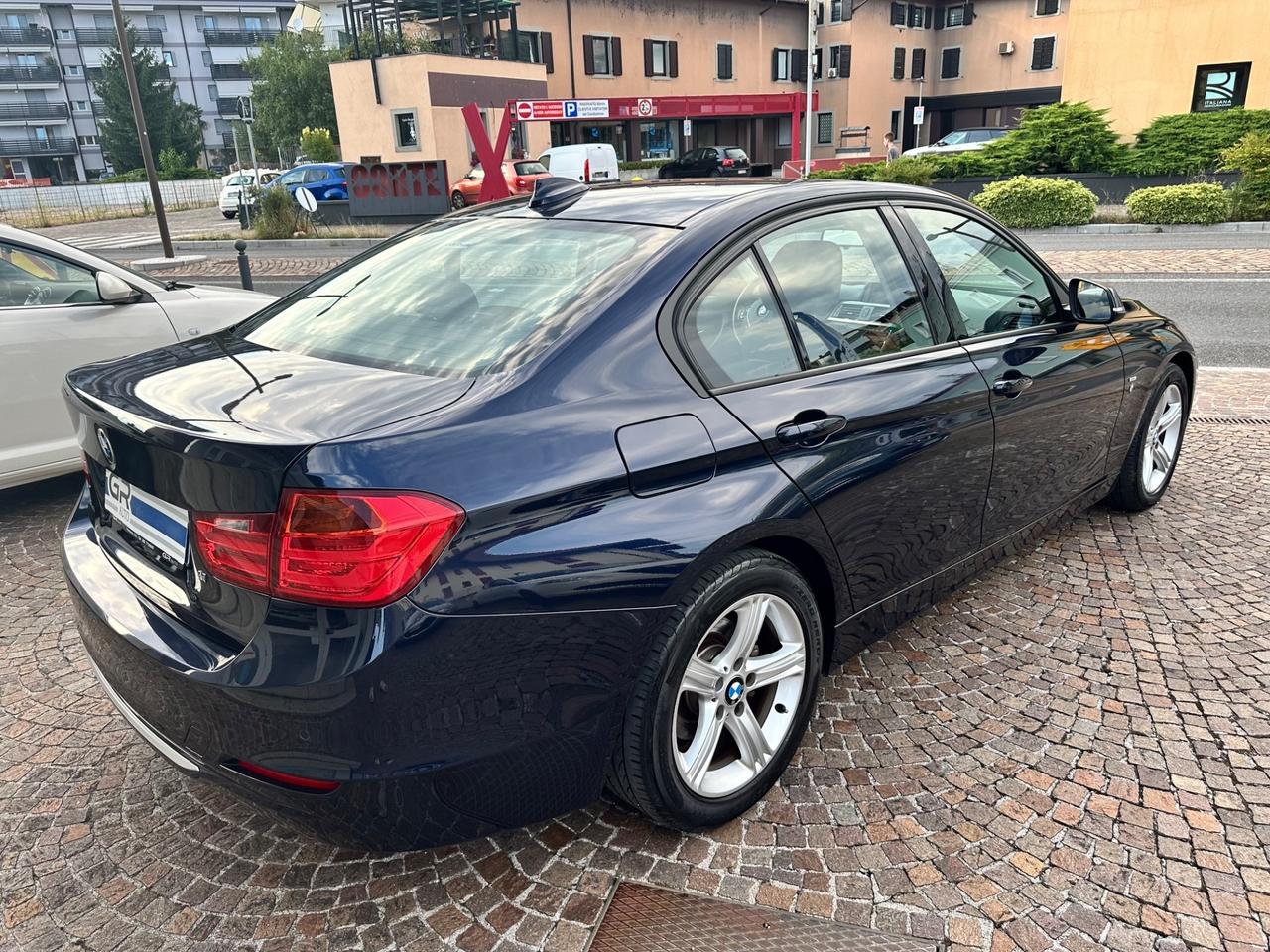 Bmw 316d - 2.0d 116Cv Aut Modern