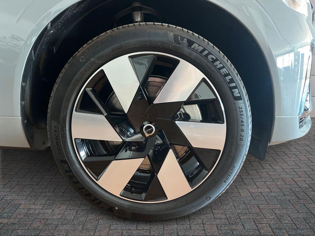 VOLVO XC60 2.0 t6 phev Plus Dark awd auto