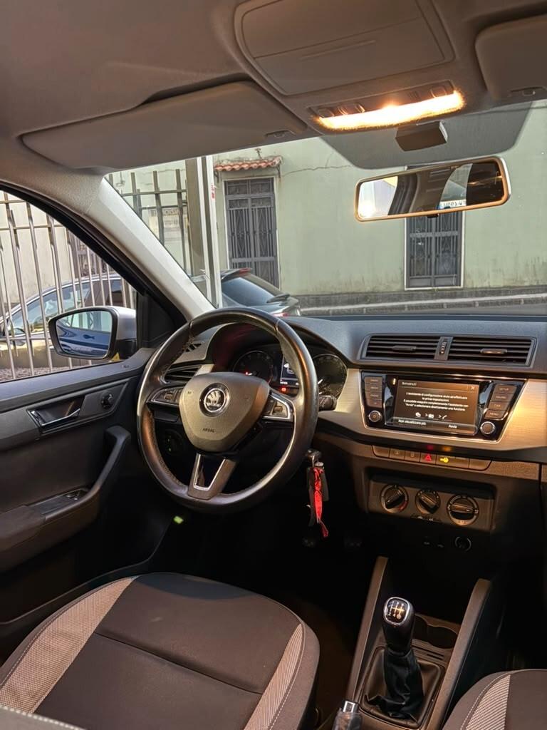 Skoda Fabia 1.0 MPI 60 CV Design Edition