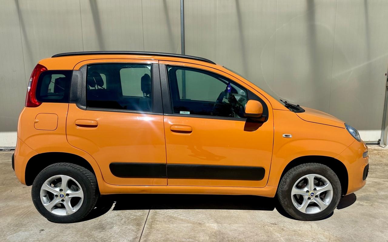 Fiat Panda 0.9 TwinAir Turbo Natural Power Lounge