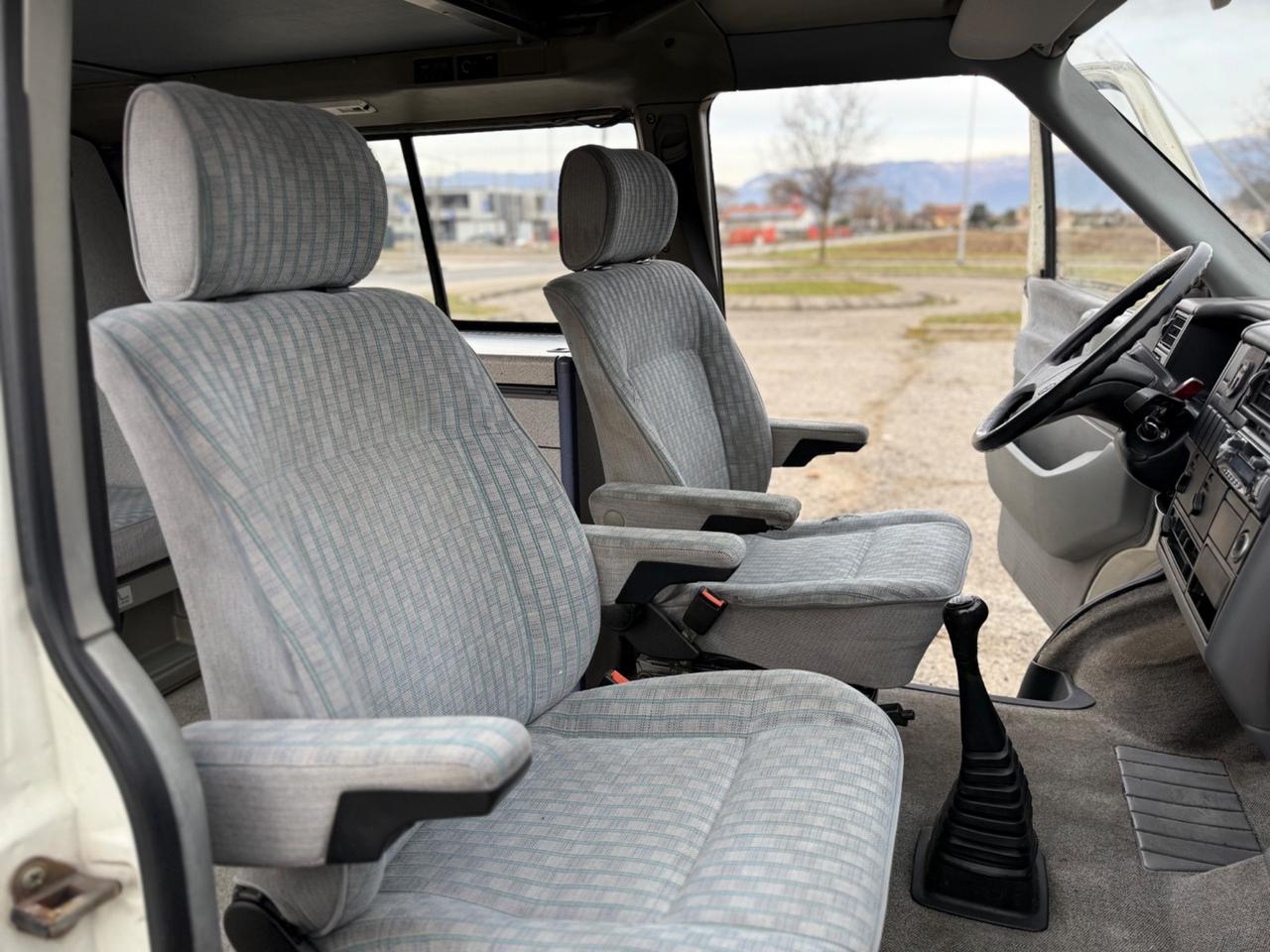 Volkswagen T4 California cv77/57kw Gommata Webasto