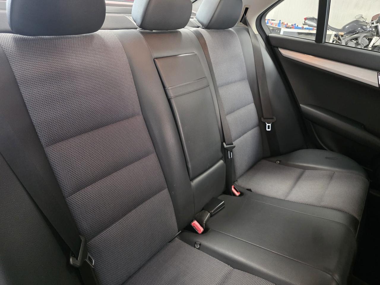 Mercedes-benz C 220 CDI BlueEFFICIENCY Avantgarde-ANOMALIA KM
