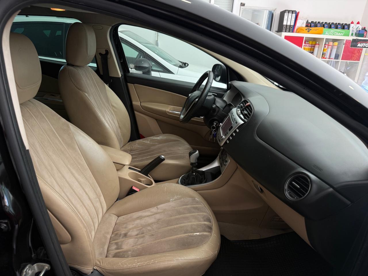 Lancia Delta 1.6 MJT NEOPATENTATI