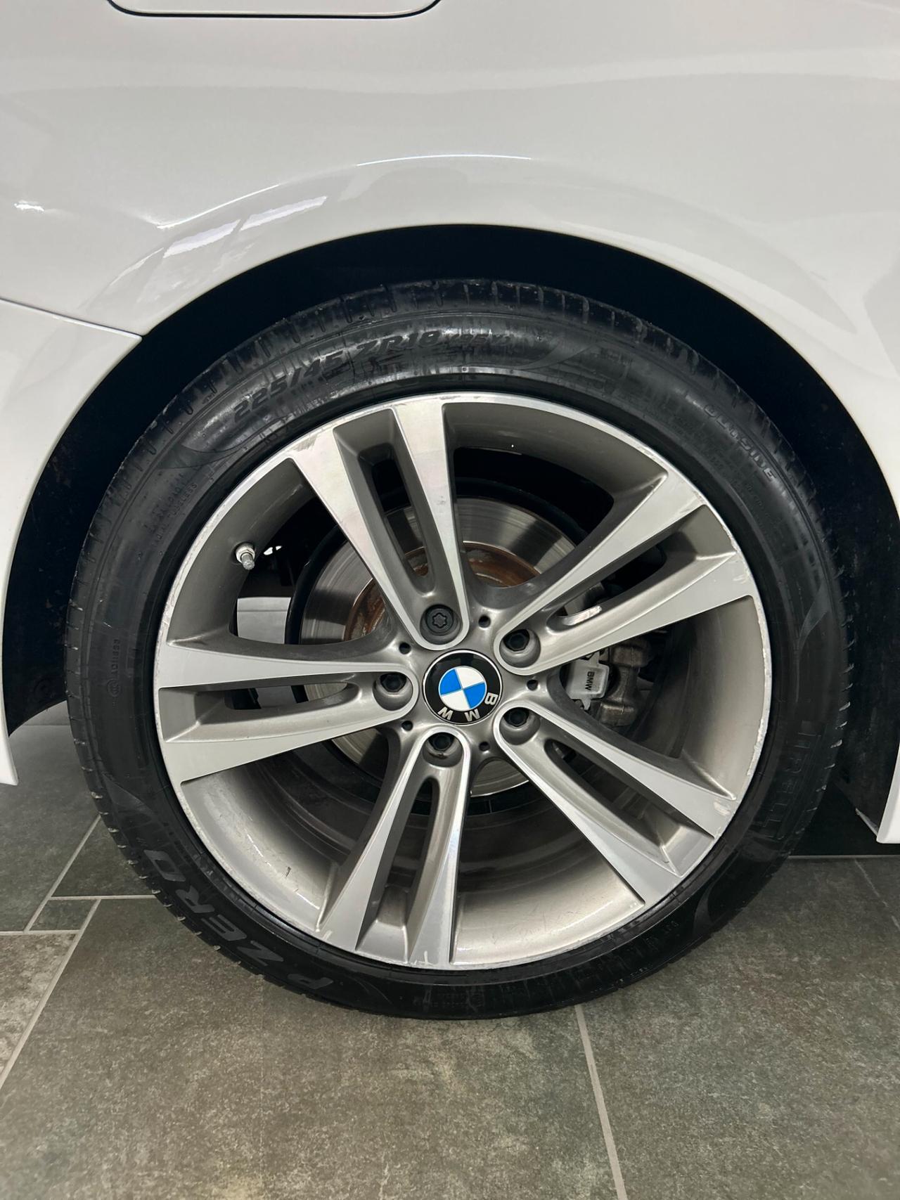 Bmw 425d Coupé Sport (M-Sport internamente)