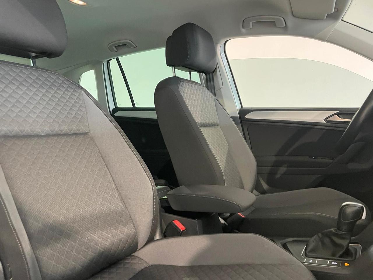 Volkswagen Tiguan R-LINE 2.0 TDI 150CV DSG IVA ESPOSTA