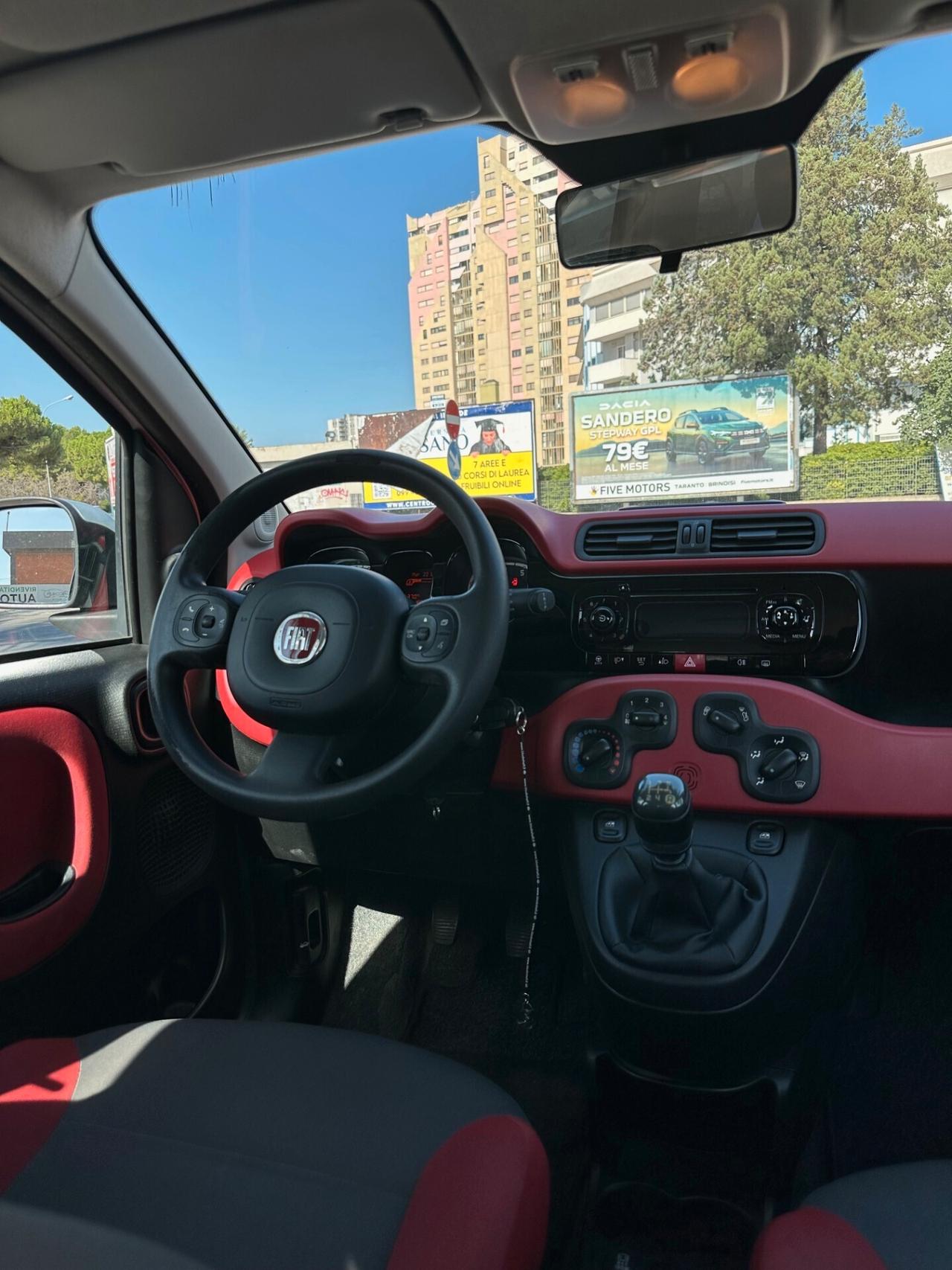 FIAT PANDA 1.2 BENZINA 2012 FULL OPTIONAL