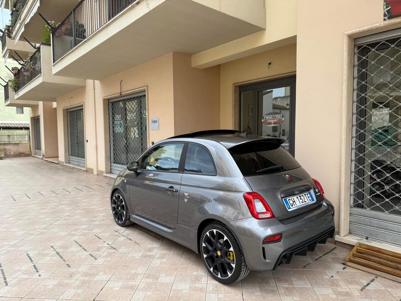 Abarth 595 1.4 Turbo T-Jet 180 CV Competizione