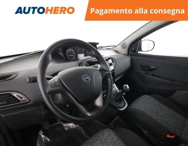 LANCIA Ypsilon 1.0 FireFly 5 porte S&S Hybrid Ecochic Silver