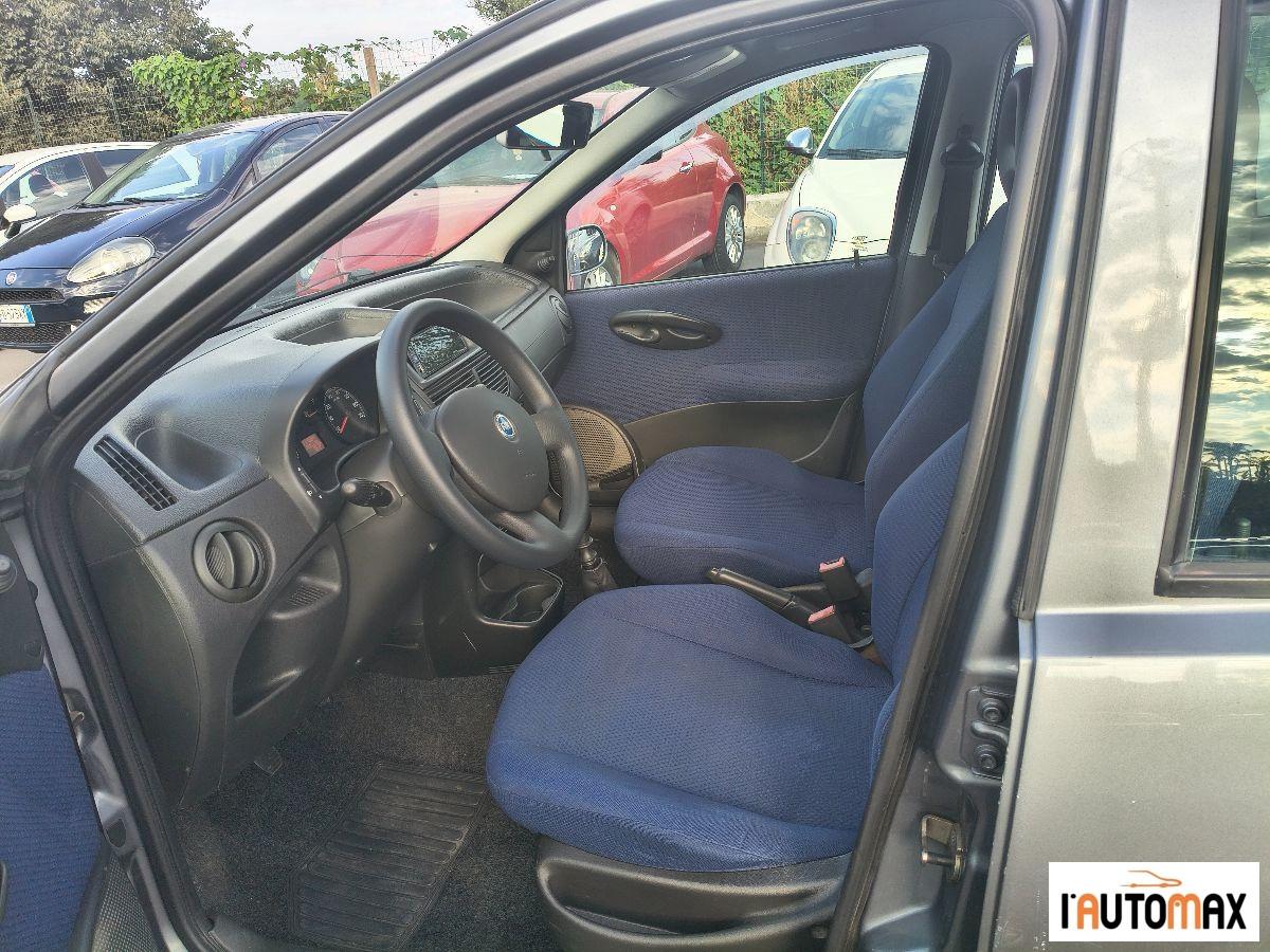 FIAT - Punto - 1.2 5p. Actual