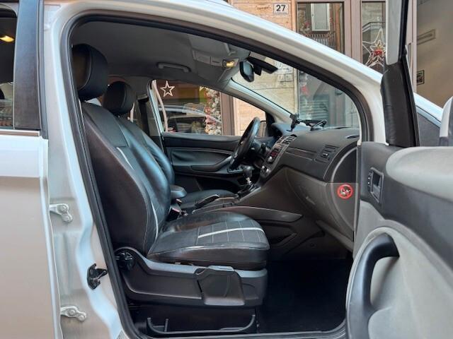 Ford Kuga 2.0 TDCi 136 CV 4WD Titanium