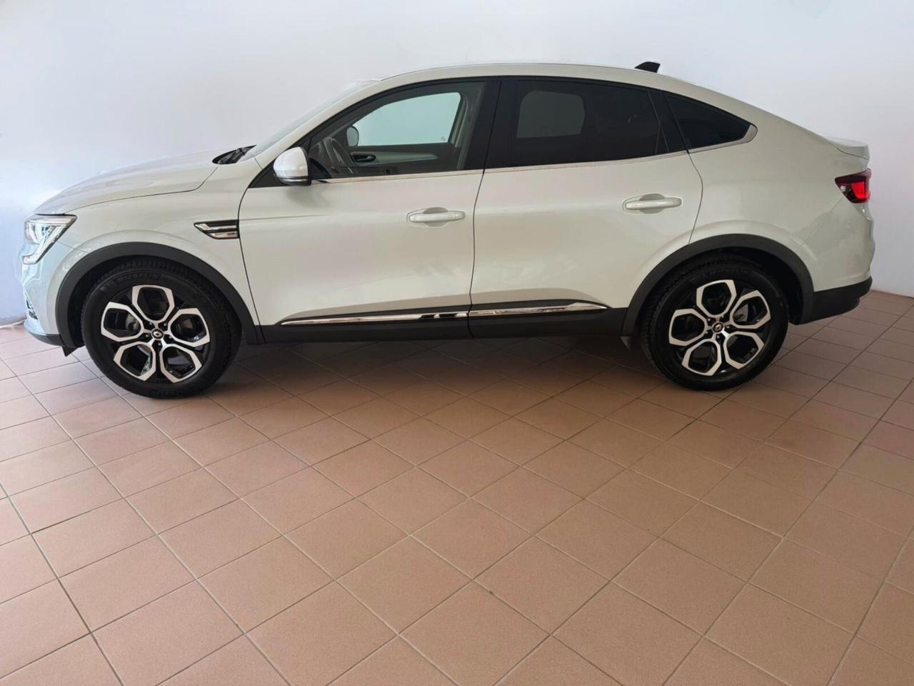 Renault Arkana SUV 1.6 HYBRID E-TECH 105KW INTENS