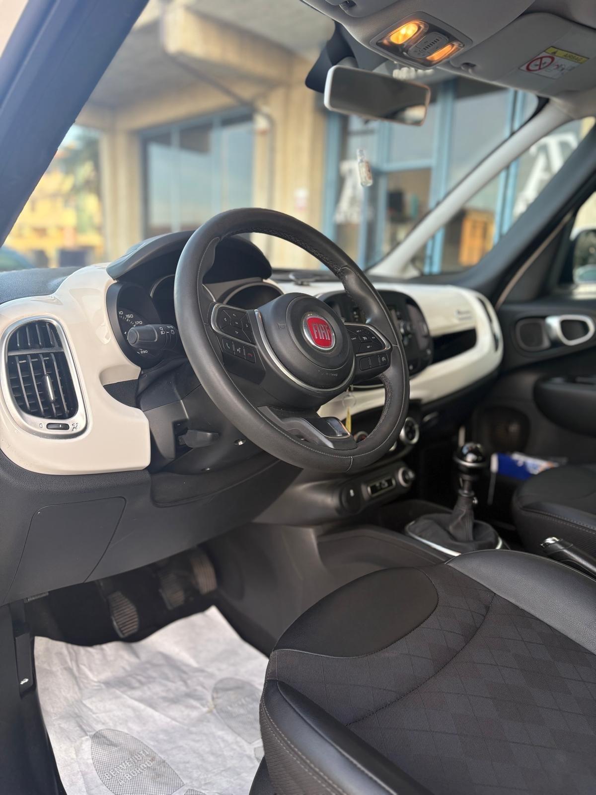 Fiat 500L 1.4 95 CV Lounge