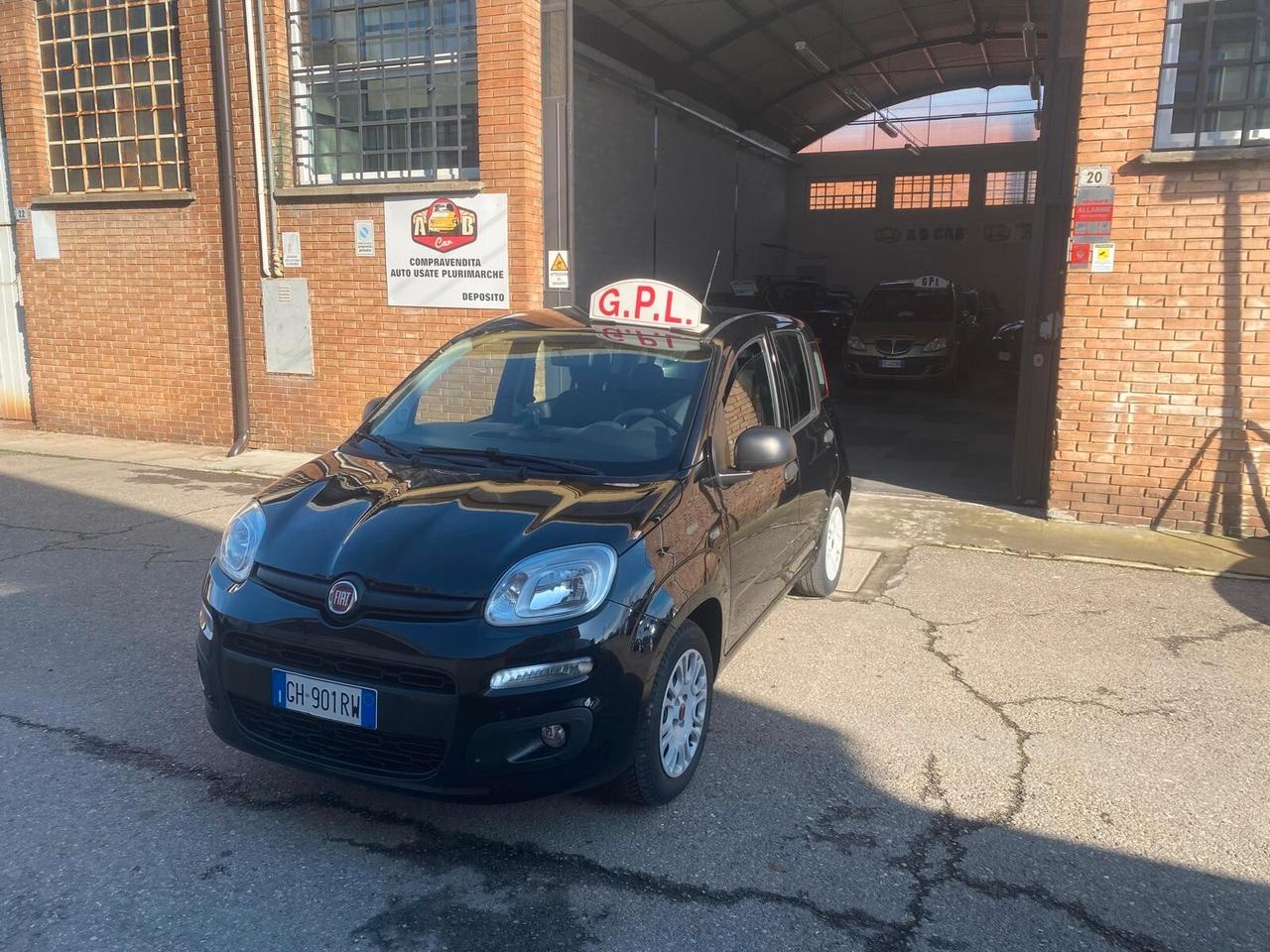 Fiat Panda 1.2 EasyPower Easy 69cv - 1 PROP. - GARANZIA 12 MESI