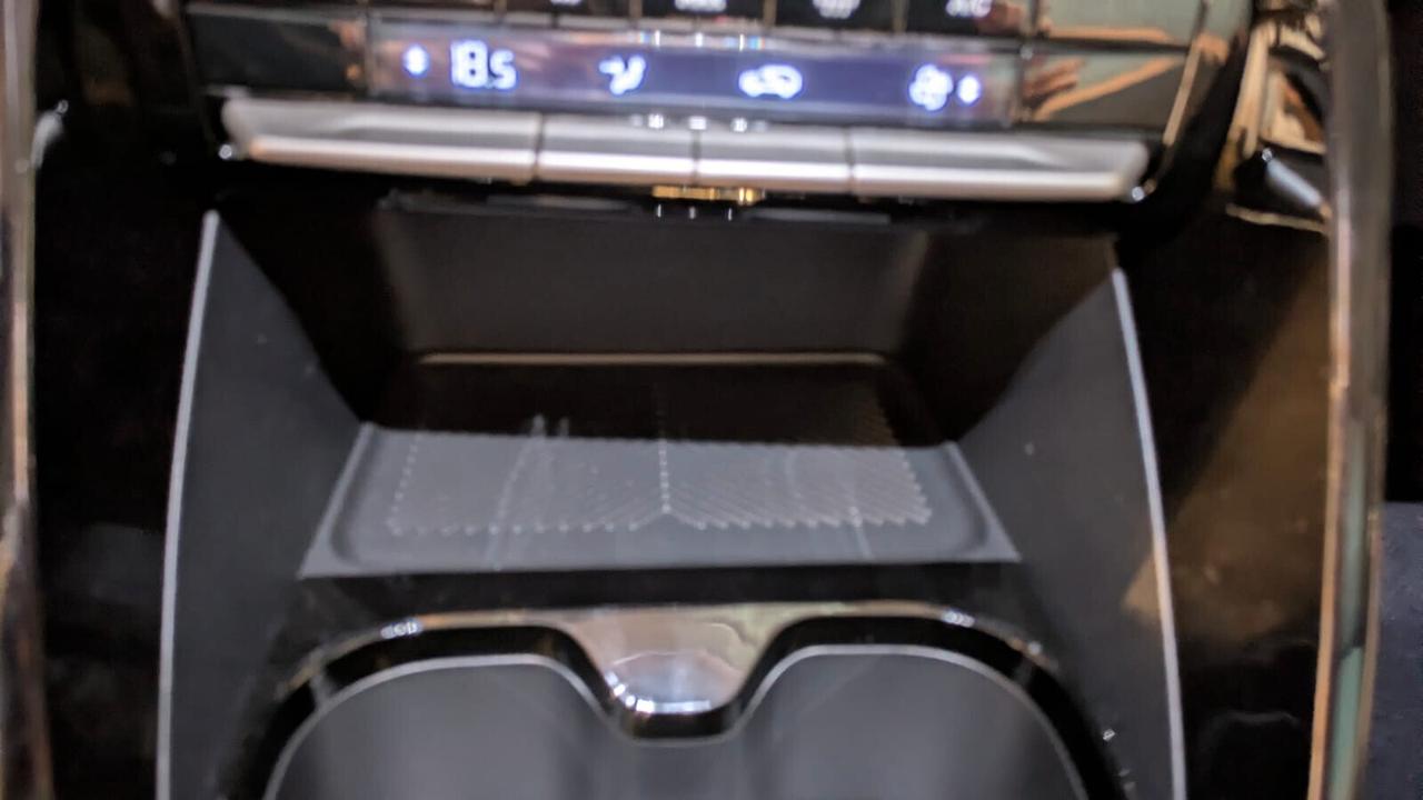 C3 Aircross Hybrid 145 e-DCS6 PLUS