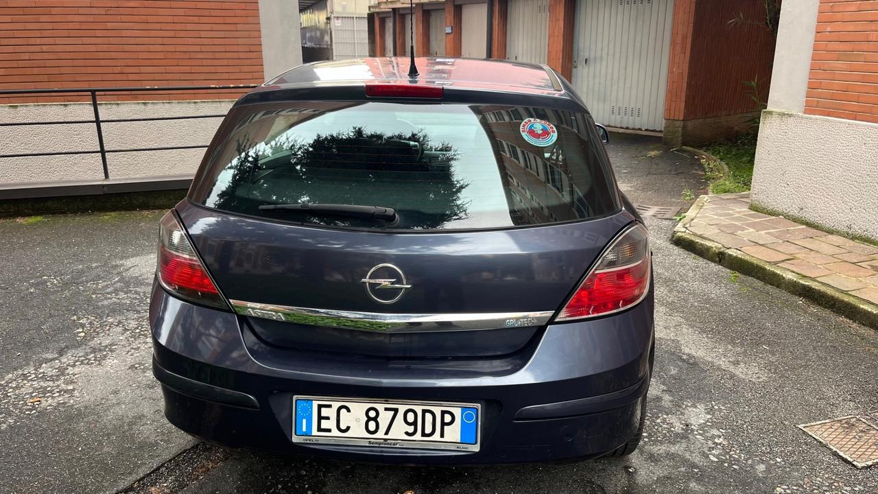 Opel Astra 1.4 16V GPL-TECH 5 porte Enjoy