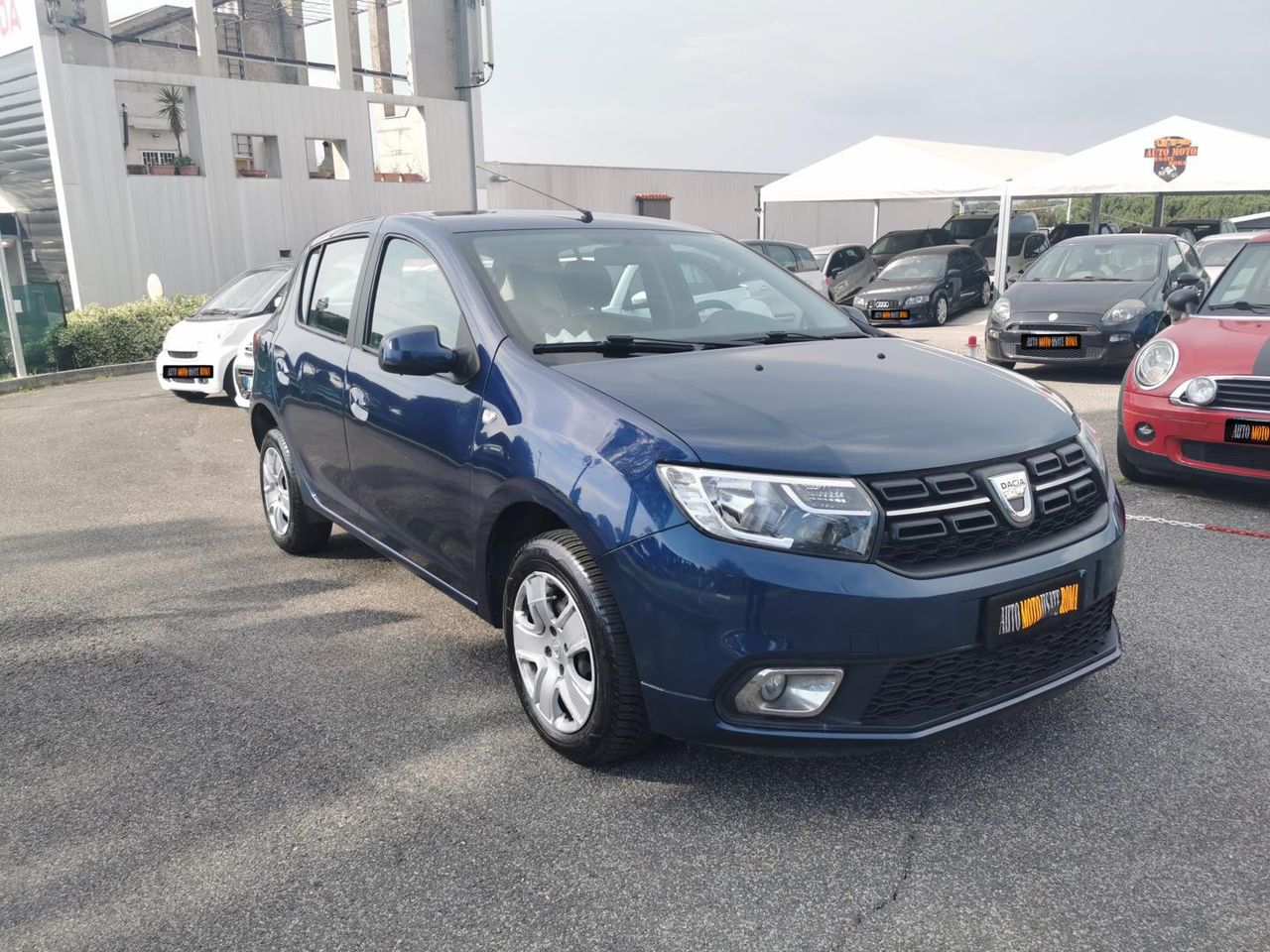 Dacia Sandero 0.9 12V 90CV LAUREATE * UNIPRO * - RATE AUTO MOTO SCOOTER