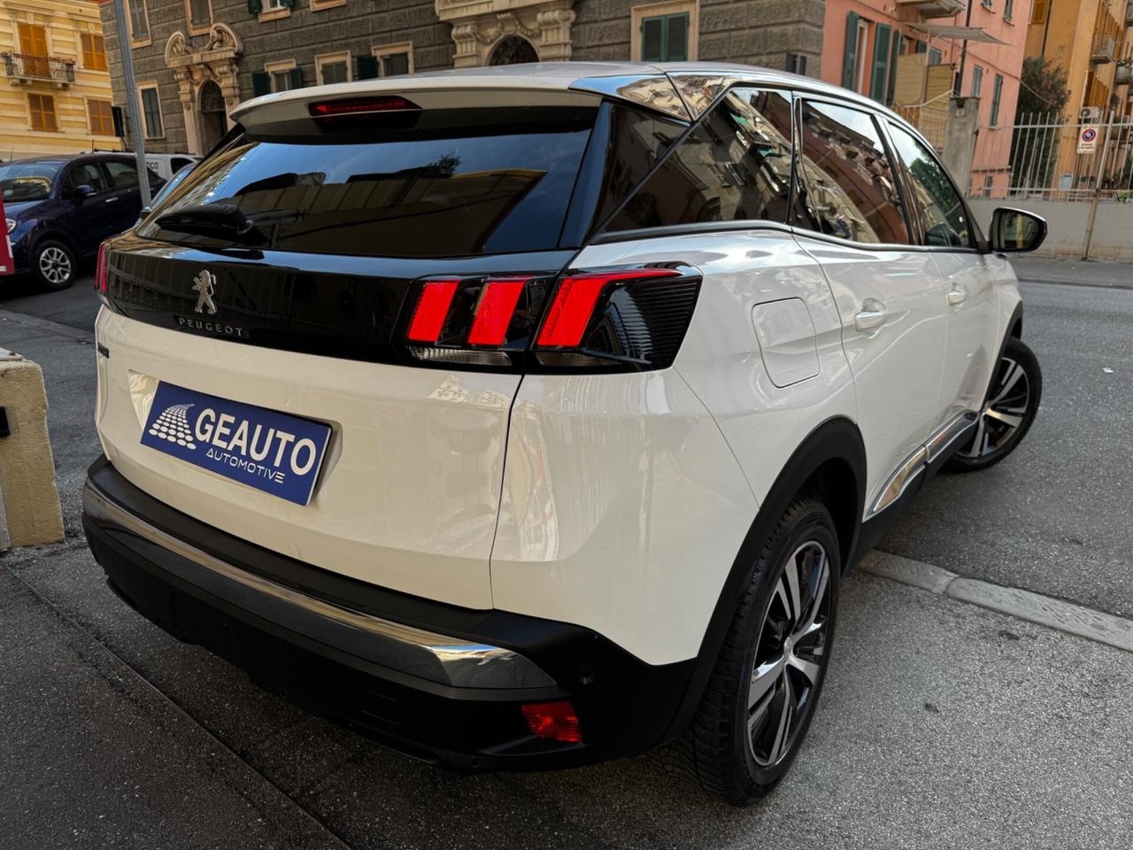 Peugeot 3008 BlueHDi 130CV ALLURE AUTOMATICA PARI AL NUOVO GARANTITA 12M