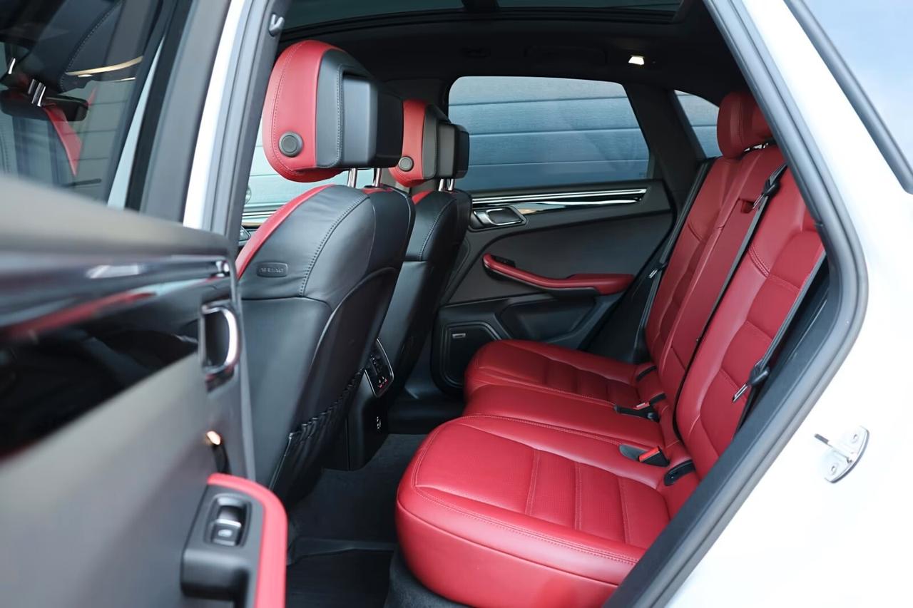 Porsche Macan 2.0 T TELECAMERA 360 TETTO LED BOSE