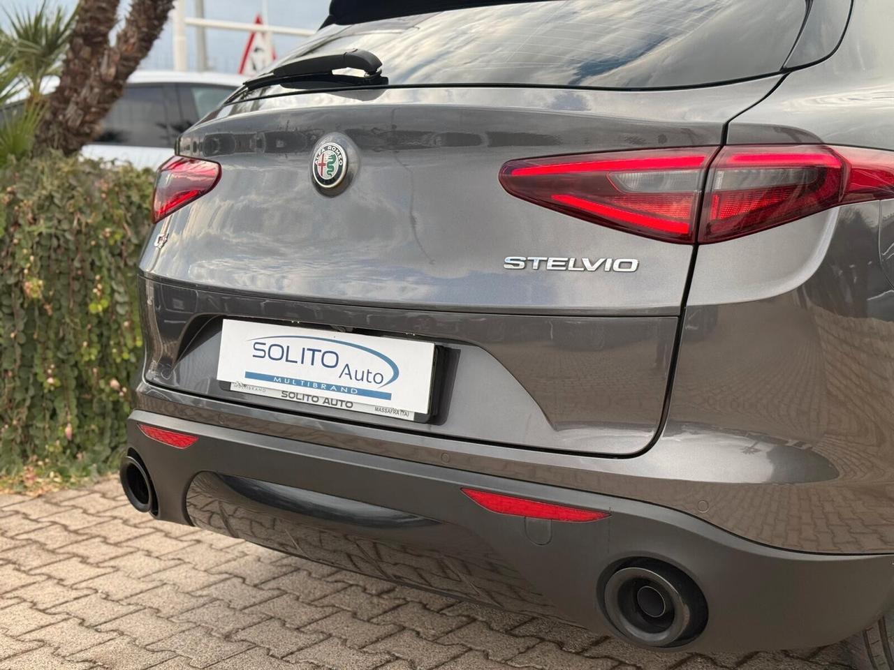 Alfa Romeo Stelvio 2.2 Turbodiesel 190 CV AT8 Q4 Executive