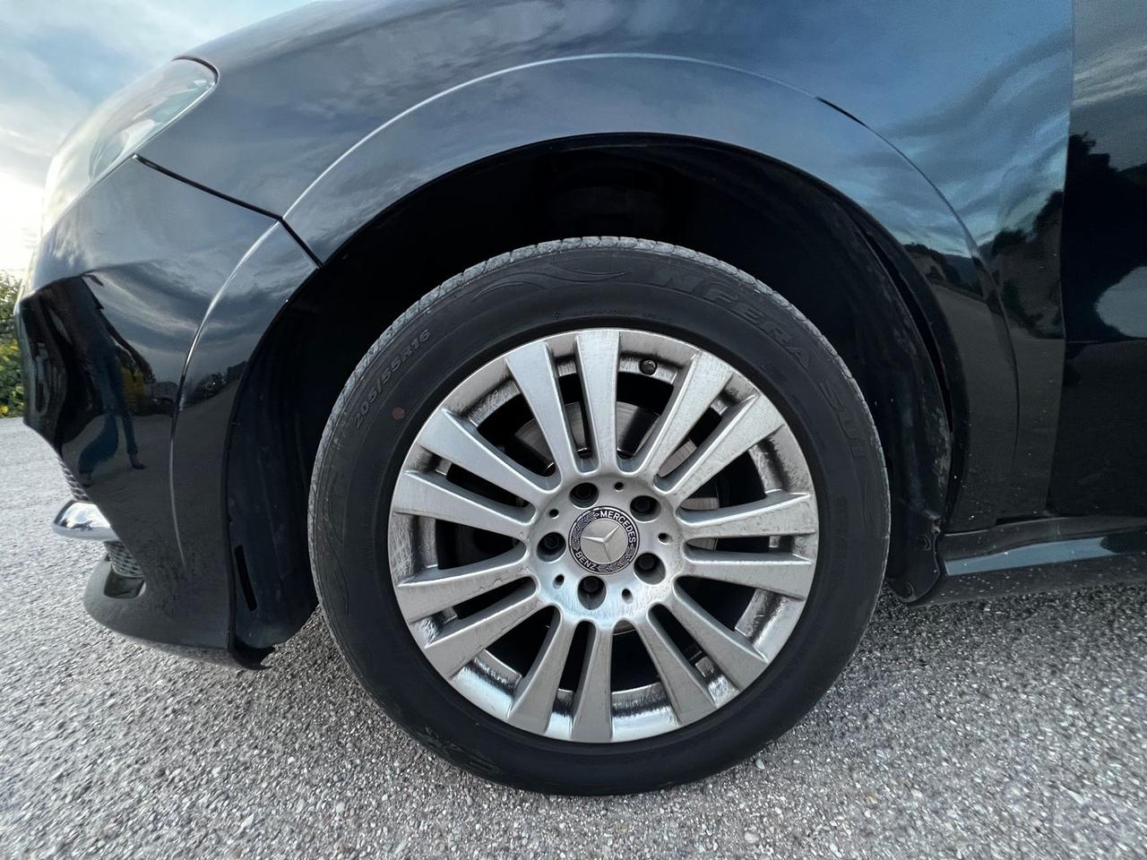 Mercedes-Benz B 200 Premium B #50910