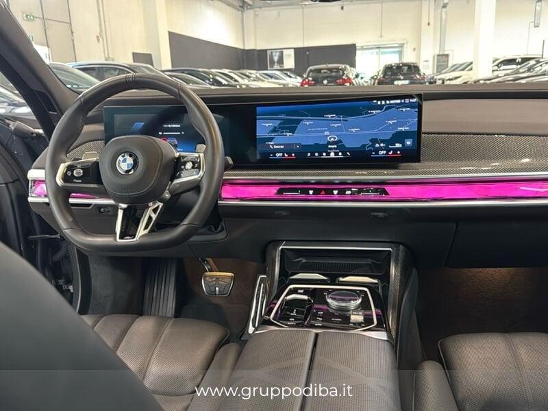 BMW Serie 7 G70 2022 740d mhev xdrive MSport Pro auto
