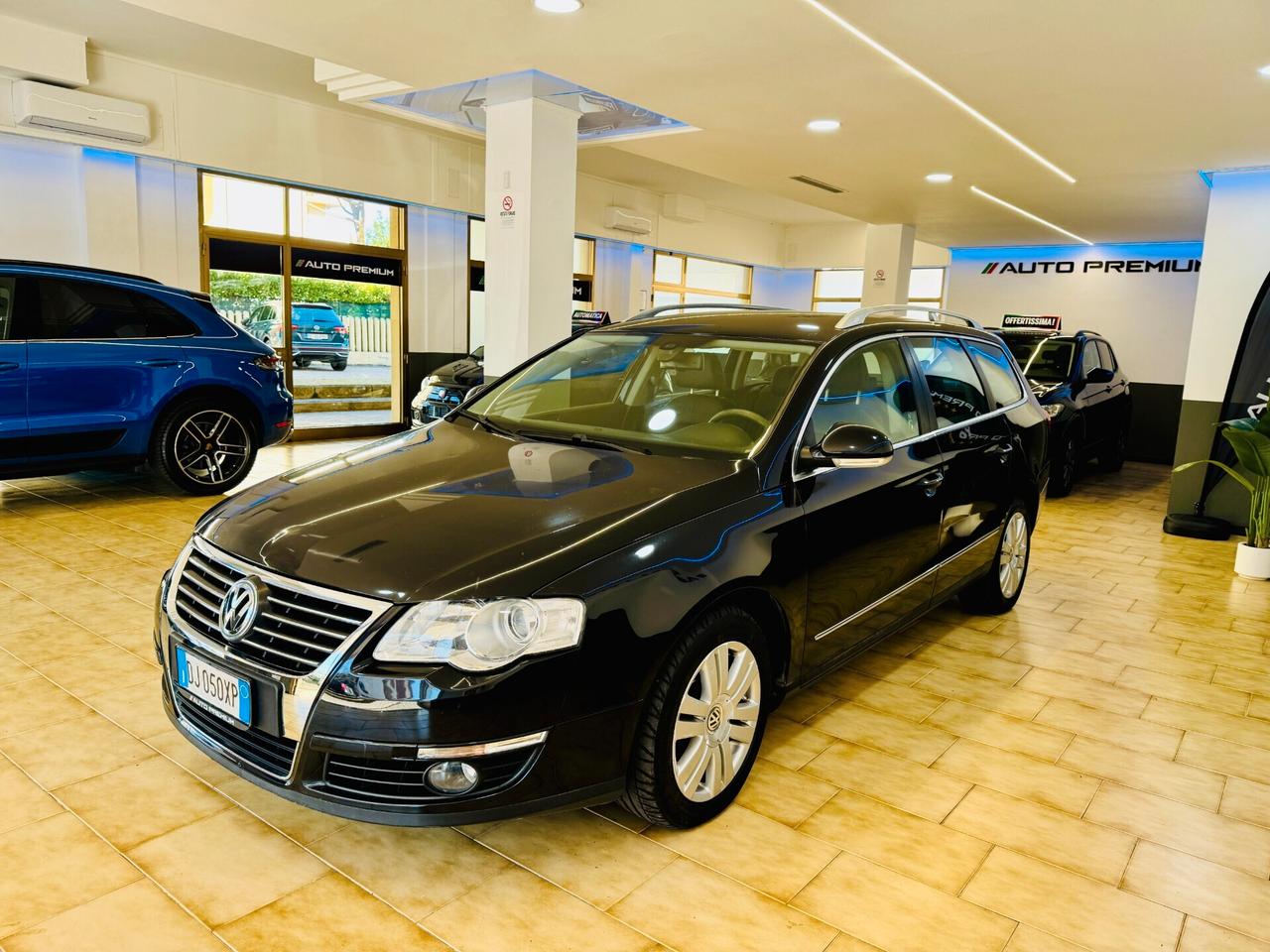 Volkswagen Passat 2.0 TDI 140CV - Touch/Distrib. Nuova/Sedil.Riscald