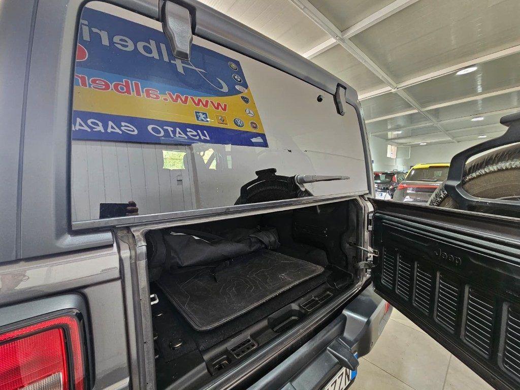 Jeep Wrangler Unlimited 2.2 Mjt II Night Eagle