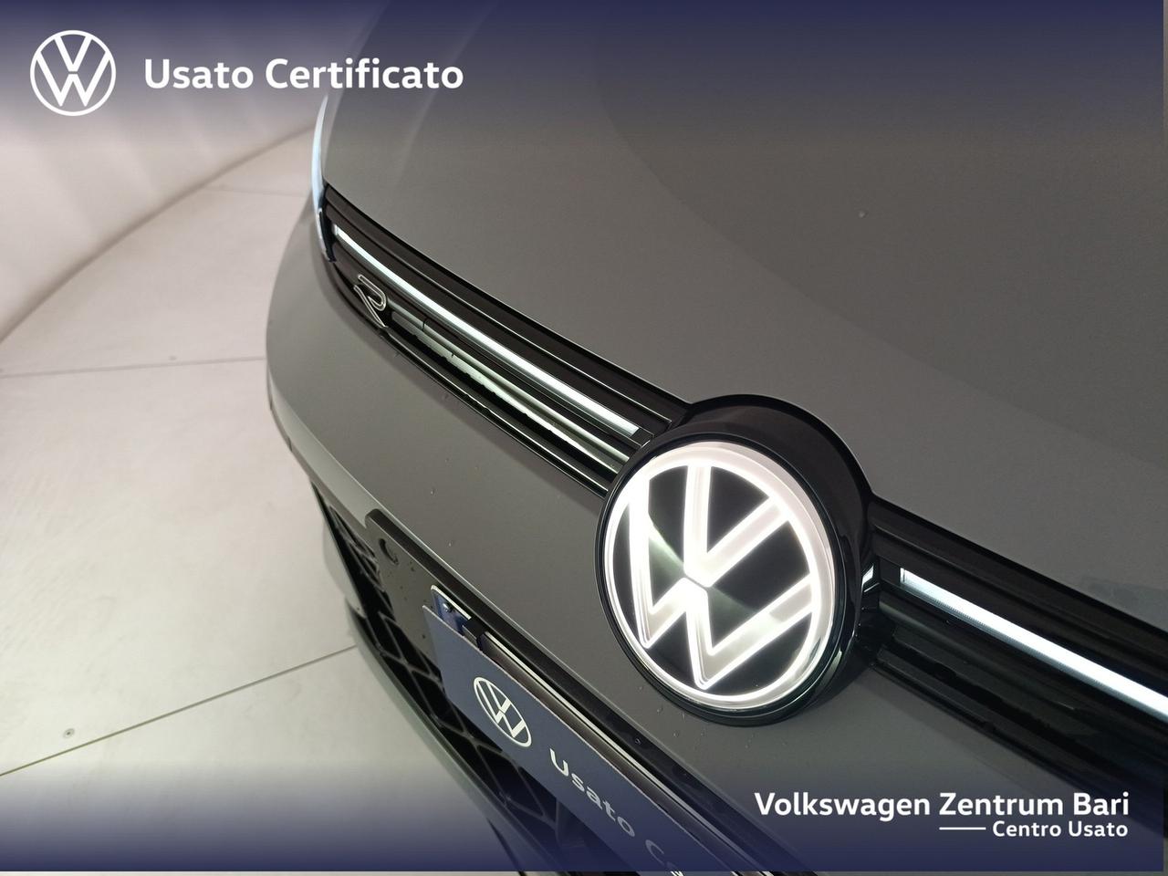 Volkswagen Golf 2.0 tdi r-line 150cv dsg
