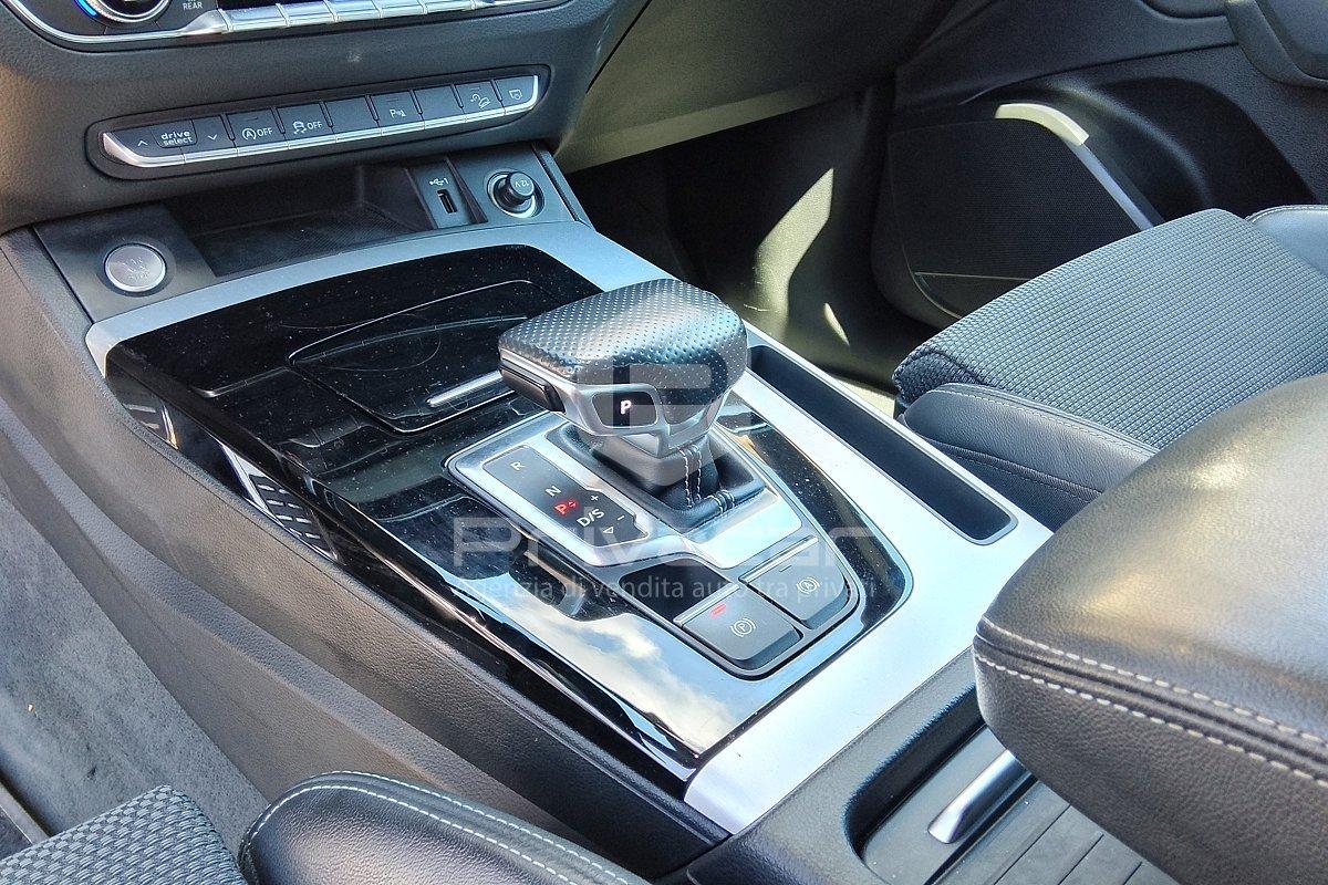 AUDI Q5 40 TDI 204 CV quattro S tronic S line