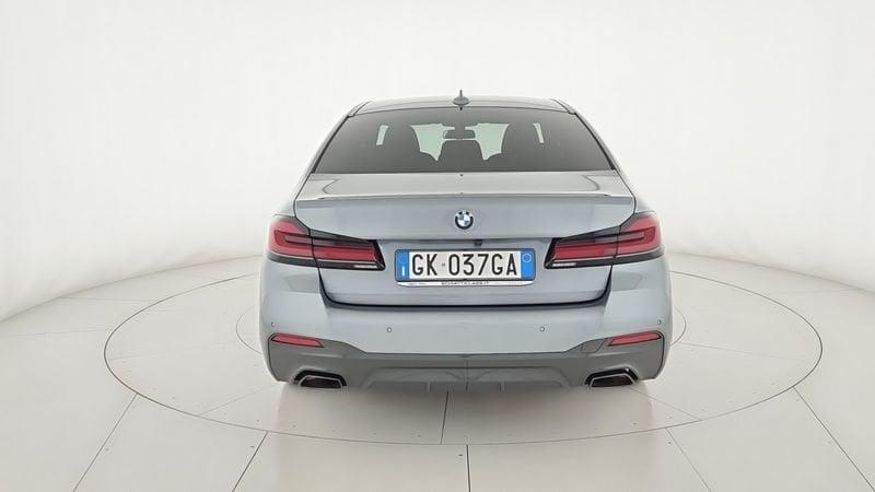 BMW Serie 5 520d 48V Msport