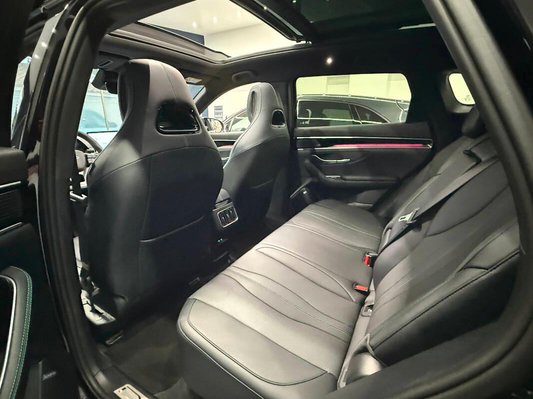 Byd Seal U DM-i BYD Seal U DM-i Plug-In Hybrid – 8 ANNI DI GARANZIA