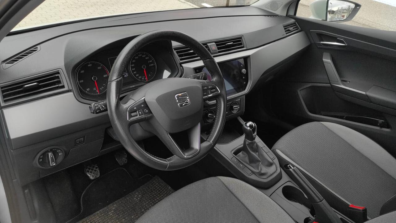 SEAT IBIZA 1.6 TDI 95CV 5 PORTE MANUALE OK NEOPATENTATI