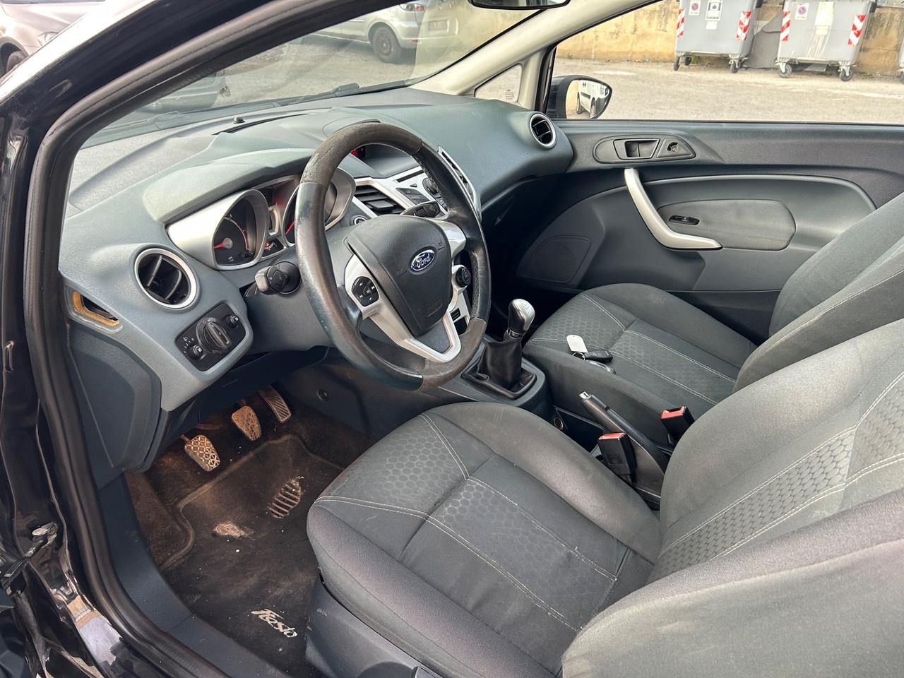 Ford Fiesta 1.4 TDCi 68CV 3 porte Titanium