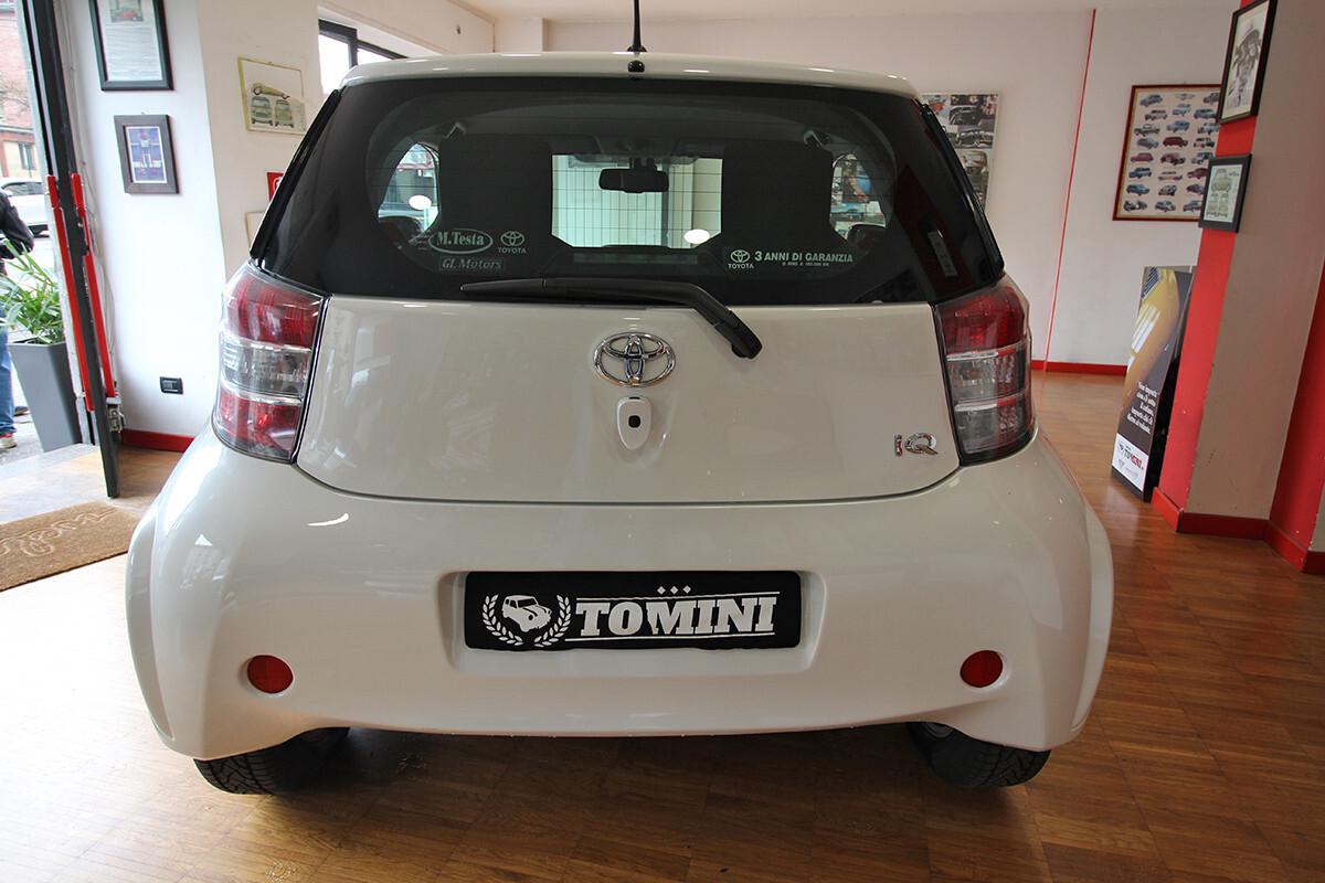 Toyota iQ Toyota iQ 1.0 cvt - 58000 KM
