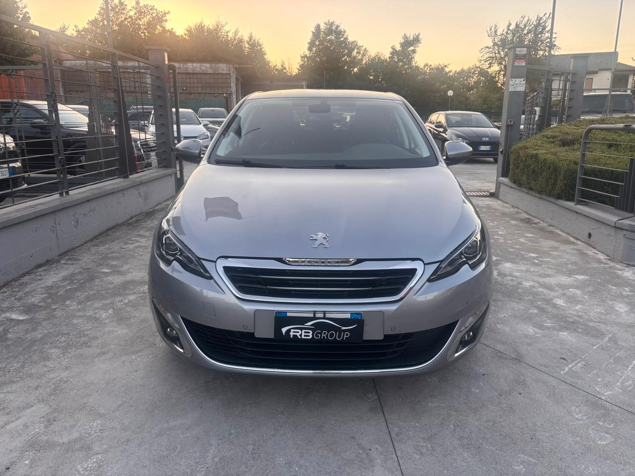 Peugeot 308 BlueHDi 120 S&S EAT6 GT Line