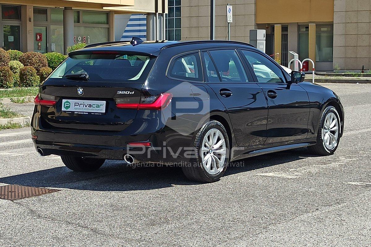 BMW 320d 48V Touring Business Advantage