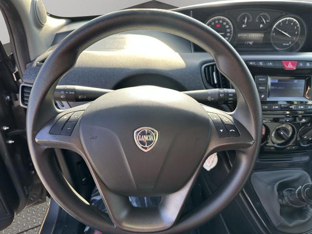 LANCIA Ypsilon 1.0 FireFly 5 porte S&S Hybrid Silver