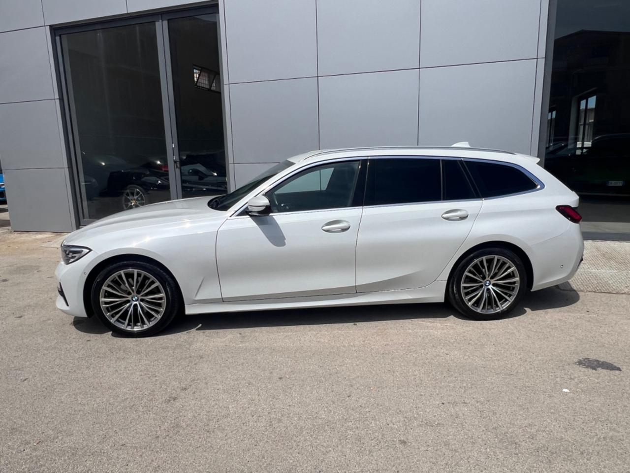 BMW 320 d Touring Luxury auto