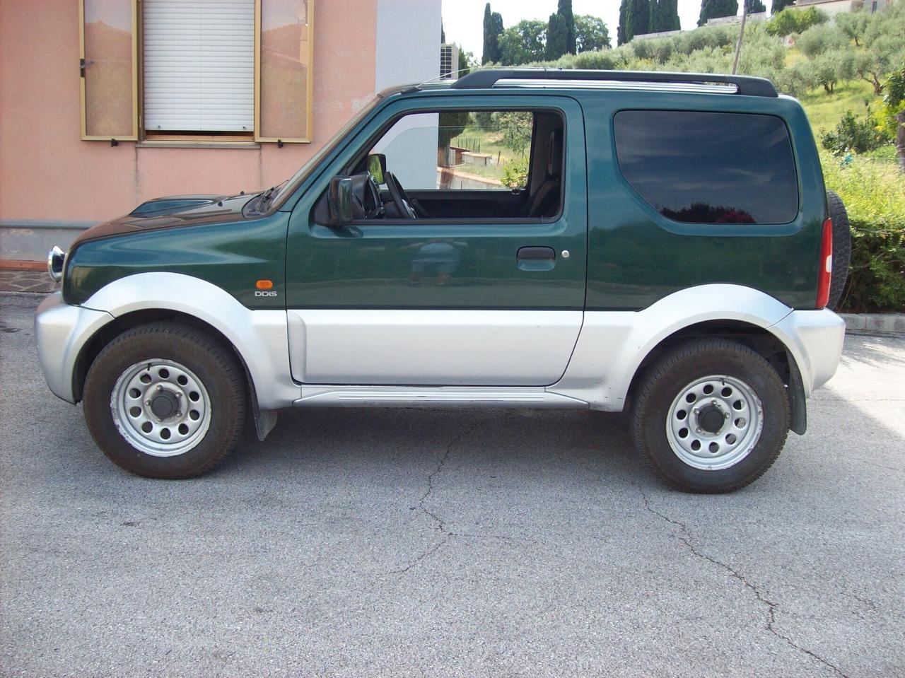 Suzuki Jimny 1.5 DDiS cat 4WD JLX gancio traino