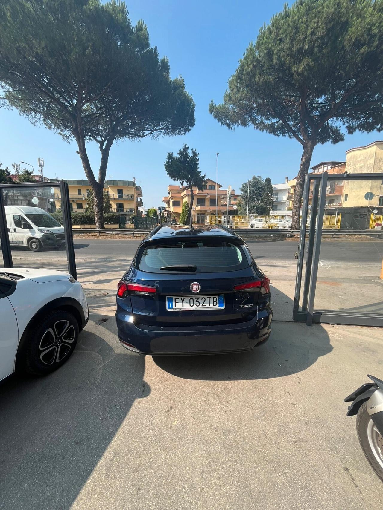 Fiat Tipo 1.6 Mjt S&S DCT SW Lounge