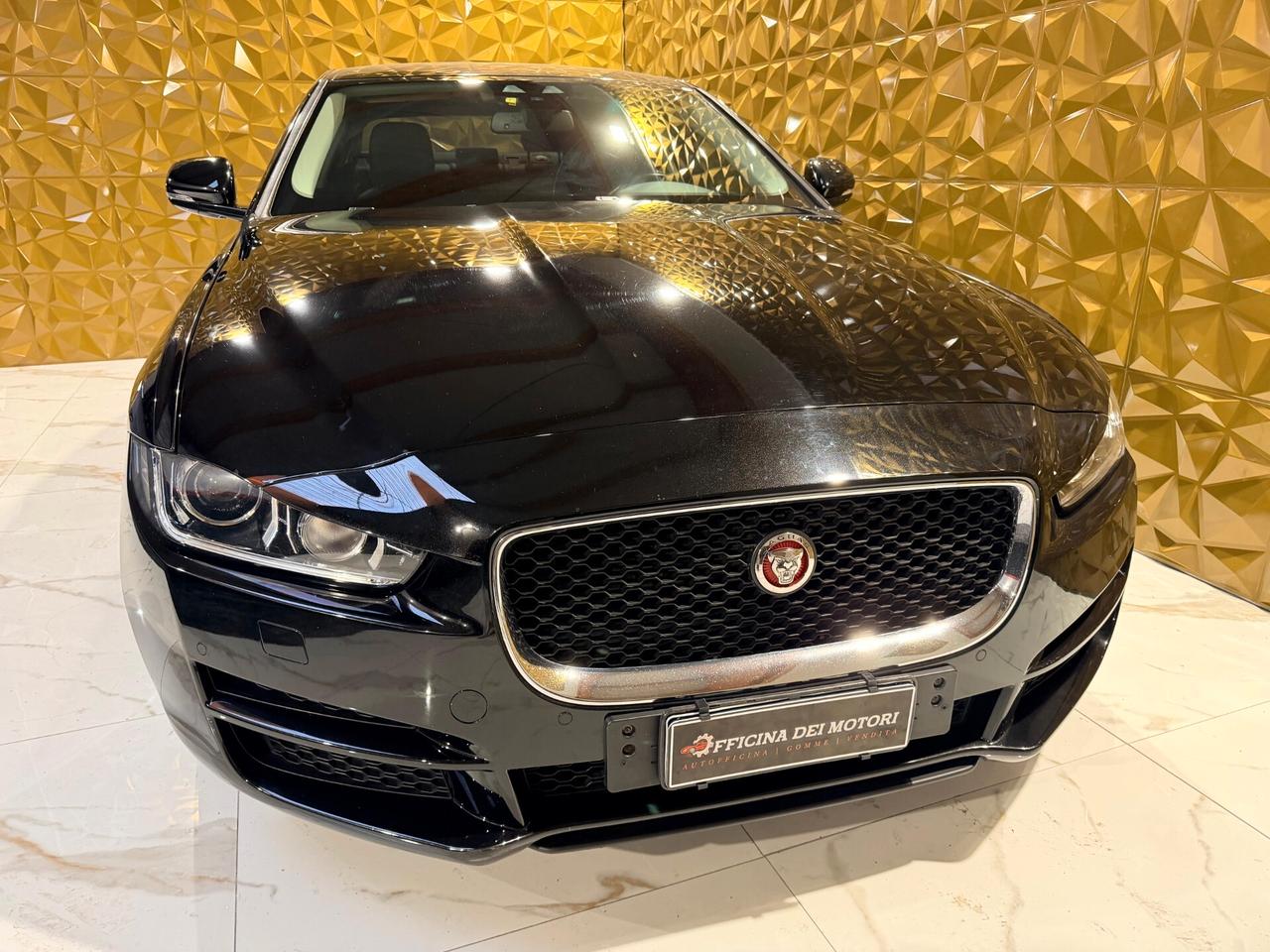 Jaguar XE 2.0 D Turbo 180CV Prestige