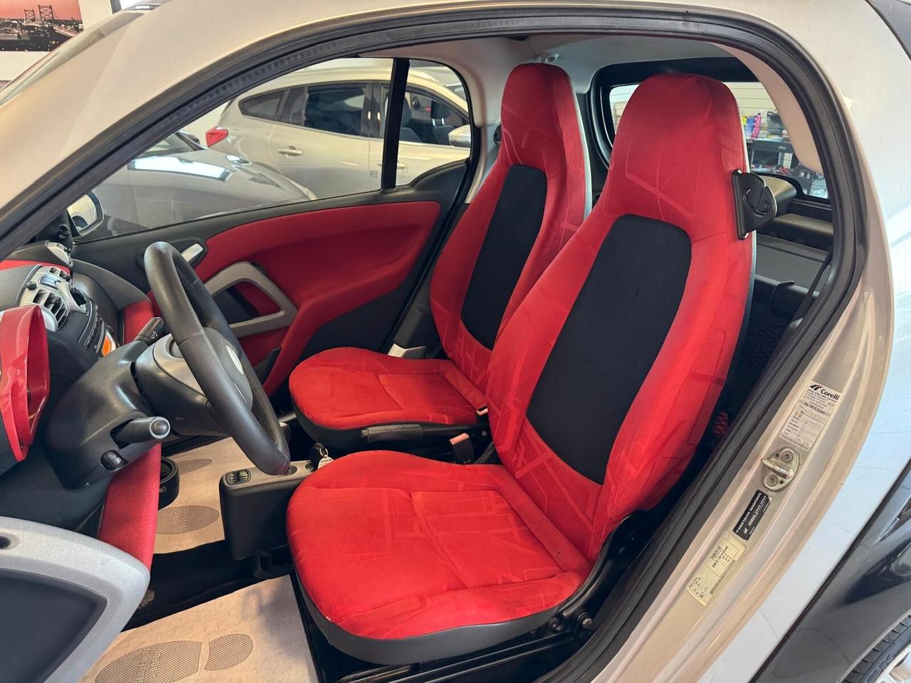 Smart ForTwo 1.0 MHD BENZ PASSION 2010