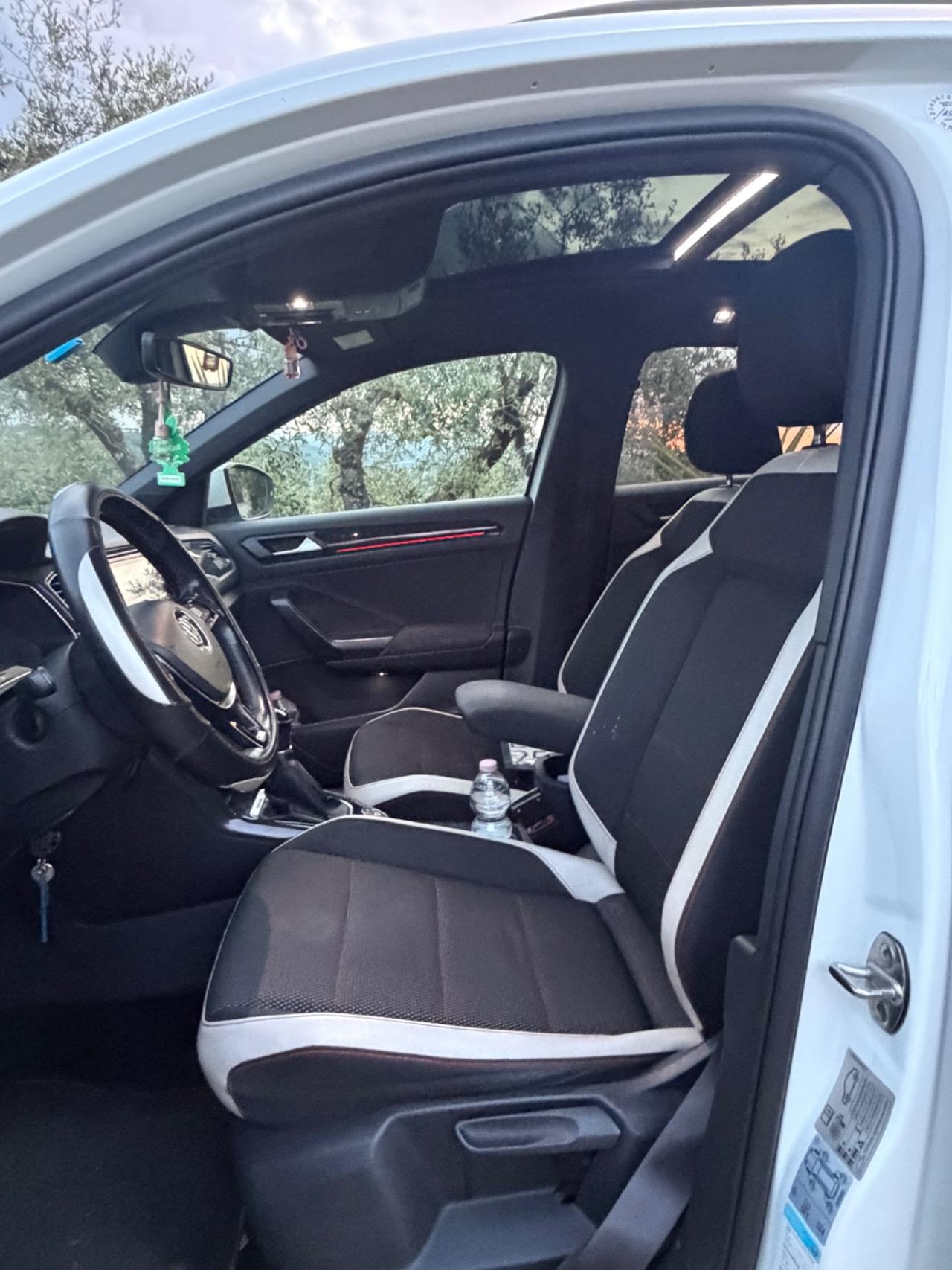 Volkswagen T-Roc 2.0 TDI SCR 4MOTION Advanced BlueMotion Technology