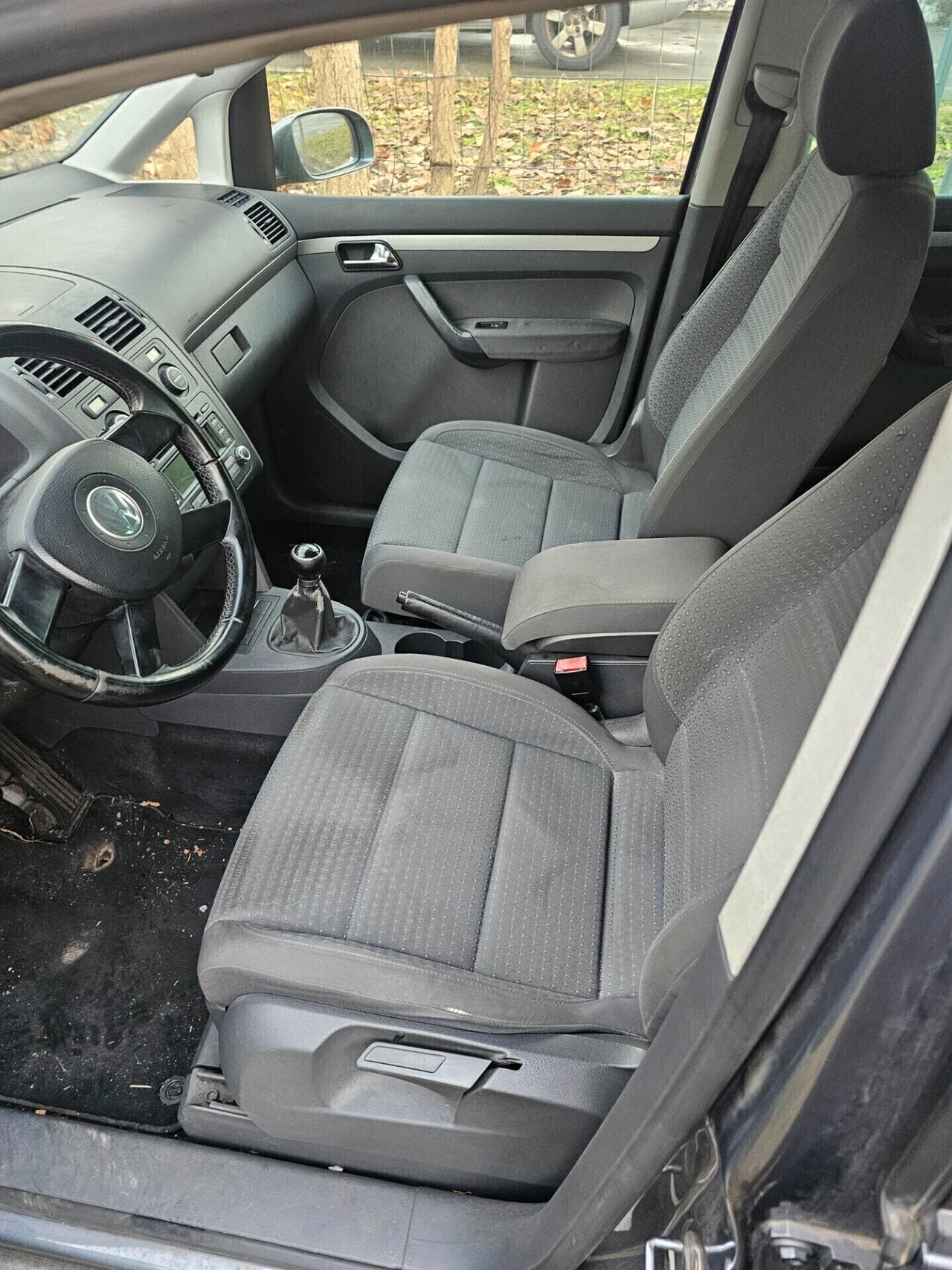 Volkswagen Touran 2.0 16V TDI Highline